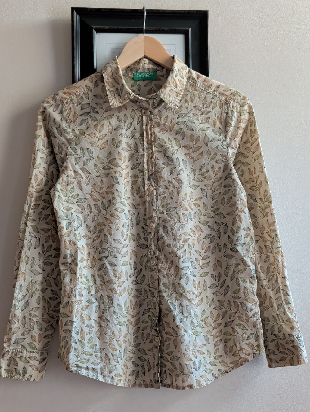 United Colors Of Benetton Leaf Print Button-Up Shirt in Beige and Olive